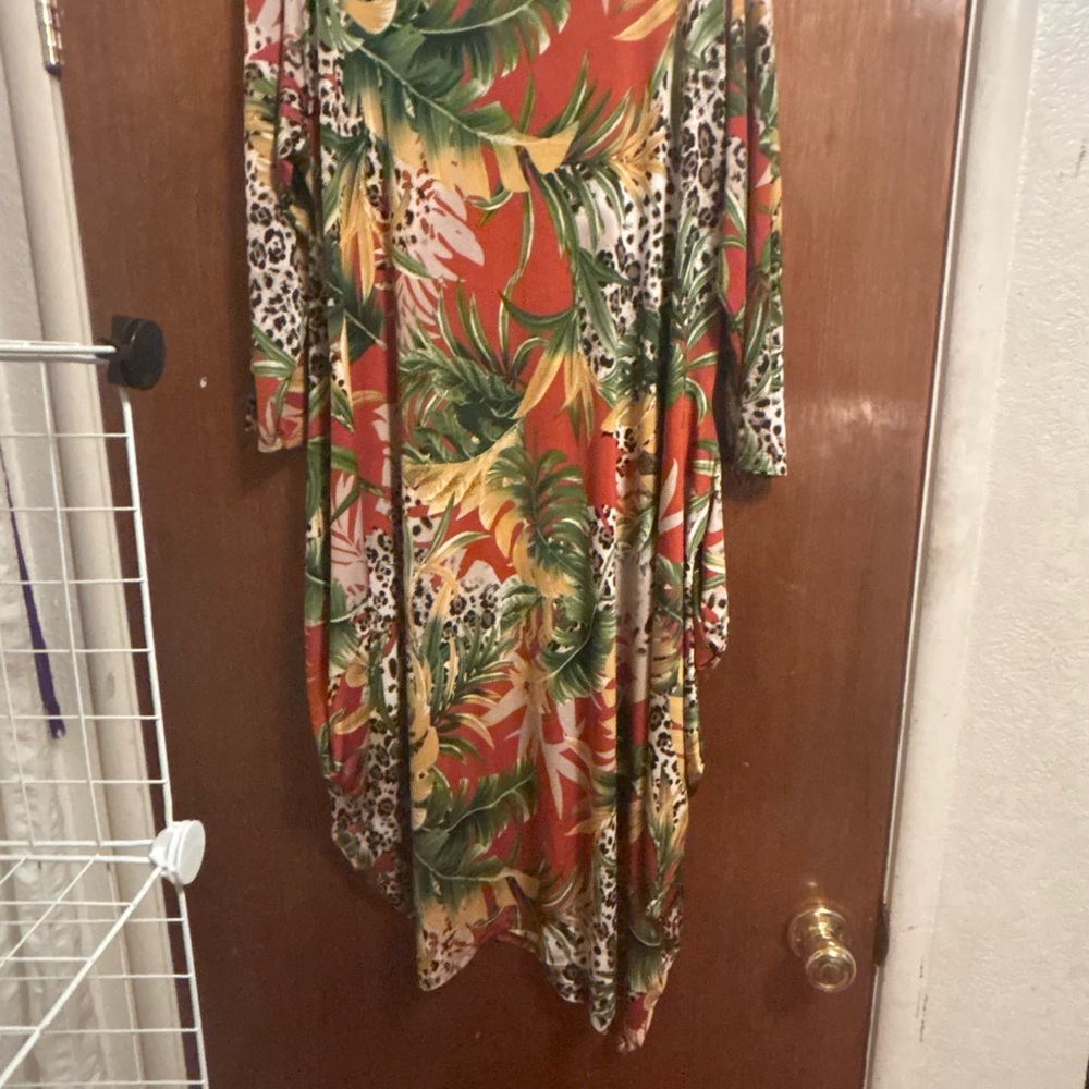 Tropical Print Maxi Dress - Picture 7 of 16